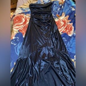 Elegant Navy Blue Strapless Dress